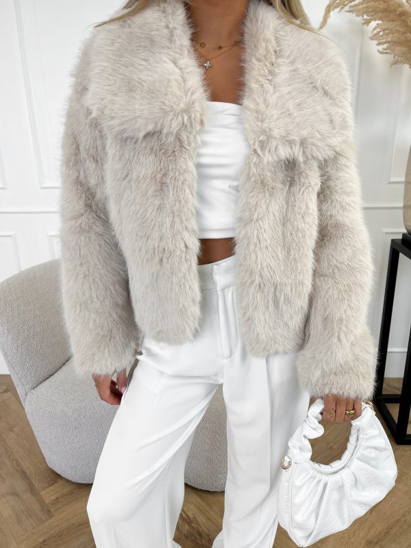 Jolein faux fur jas beige