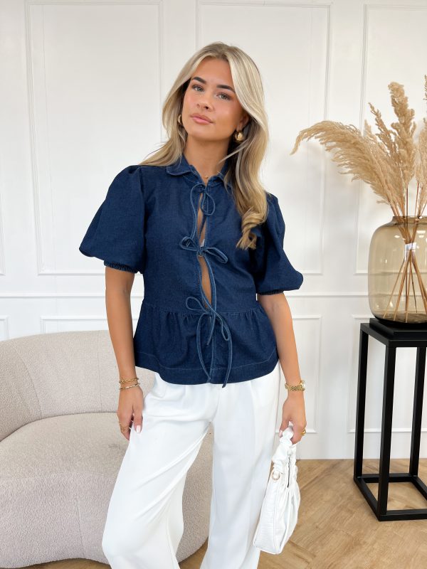 Kate strikjes blouse donker blauw