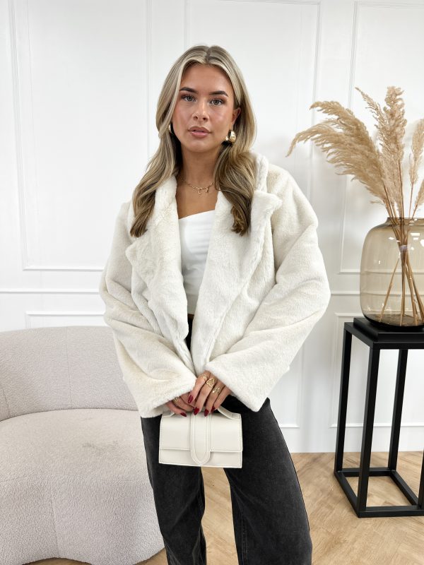 Vanity faux fur jas off white