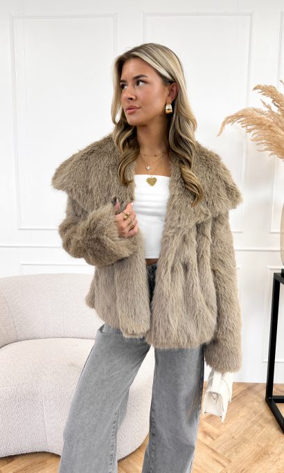 Chloe faux fur jas taupe