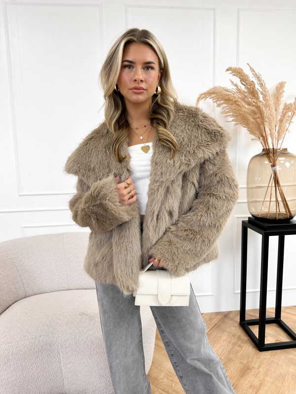 Chloe faux fur jas taupe