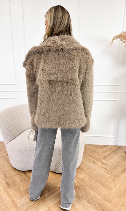 Chloe faux fur jas taupe