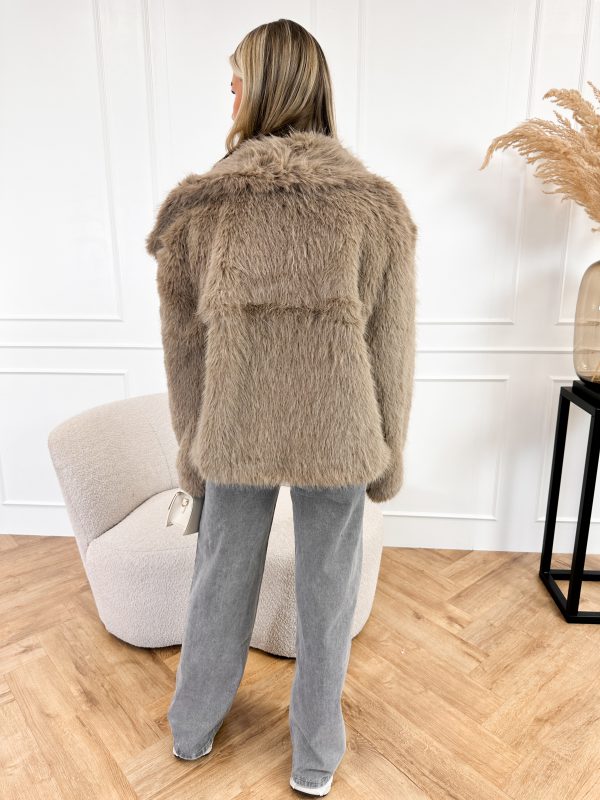 Chloe faux fur jas taupe